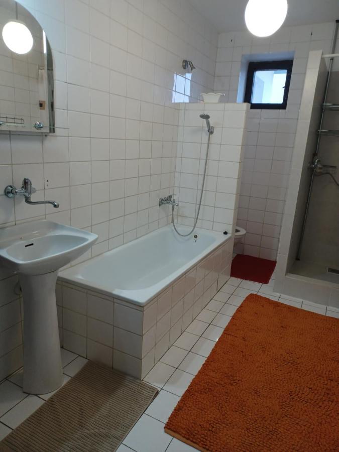 Naty Apartman Haniska Extérieur photo