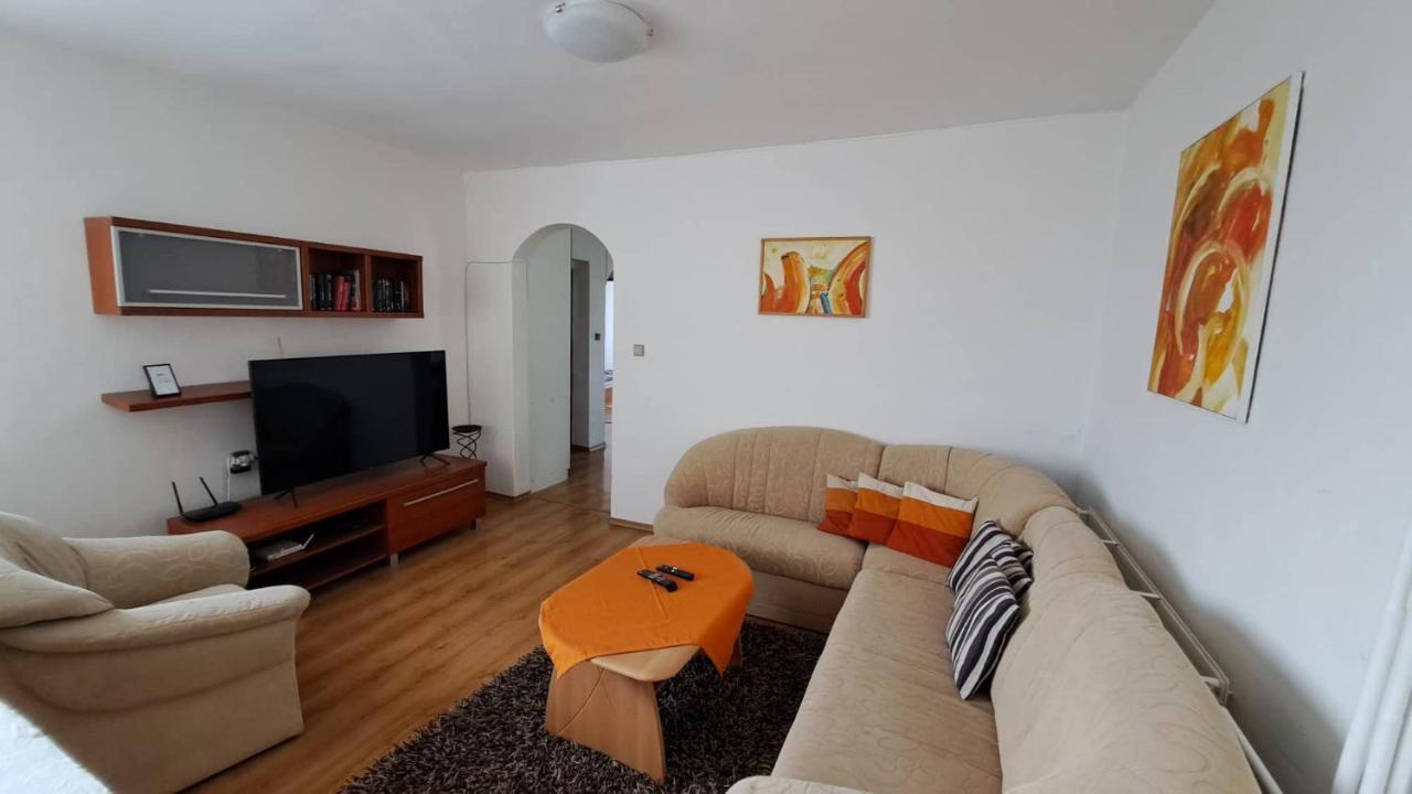 Naty Apartman Haniska Extérieur photo
